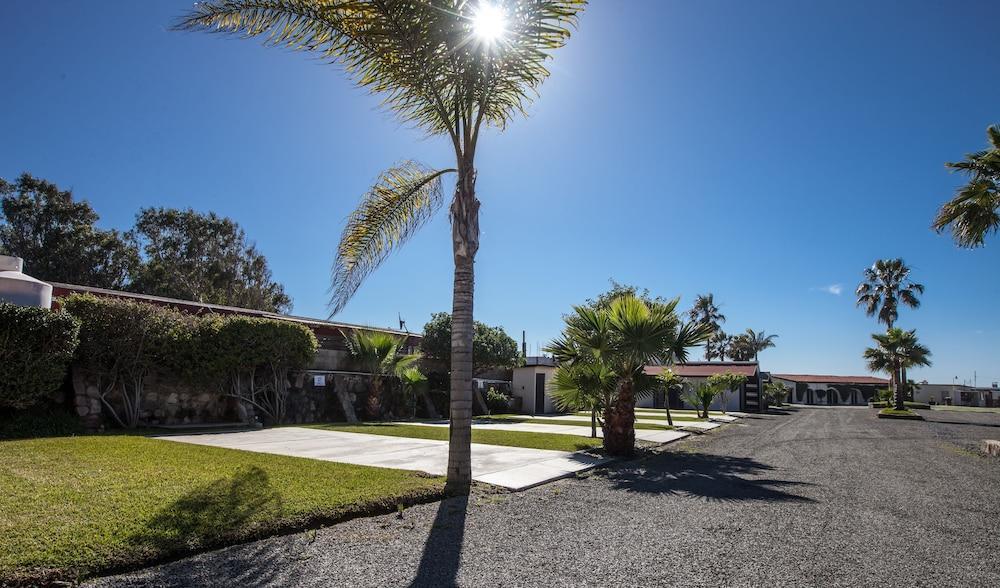 California Villas Y Hotel Ensenada Exterior photo